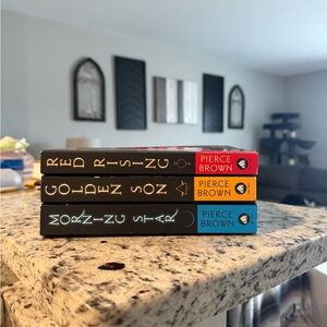 Pierce Brown Book Trilogy Set